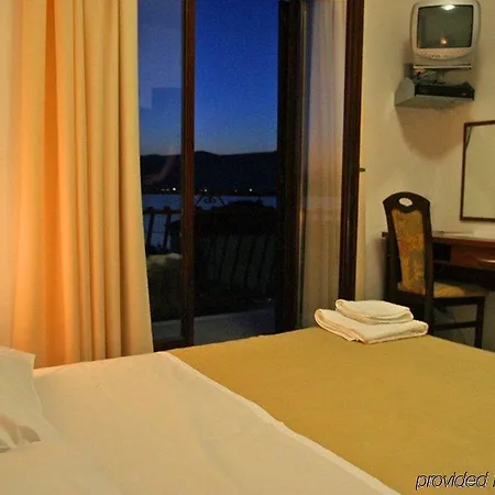 アパートホテル Katarina 3*