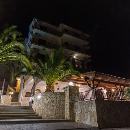 Katarina オクルグ・ゴルニ