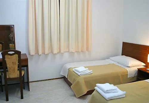 Hotell Vagabundo - Newly Renovated, 100m From Beach, Pool & Breakfast 4*