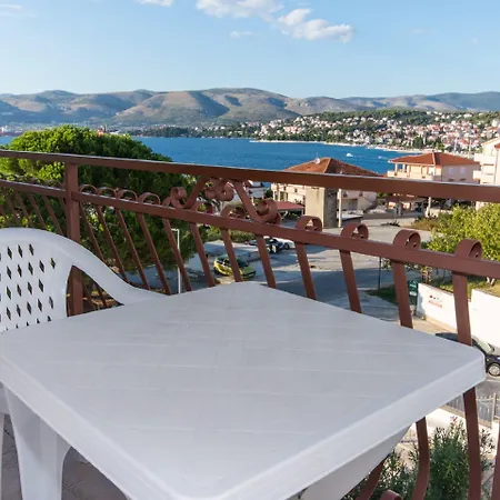 Apart-hotel Katarina Okrug Gornji