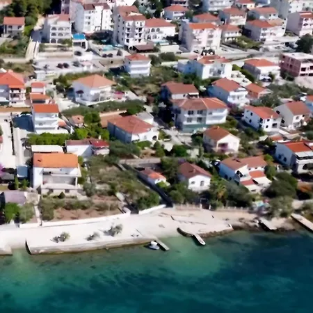 Vagabundo - Newly Renovated, 100m From Beach, Pool & Breakfast מלון 4*