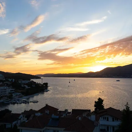 Vagabundo Trogir