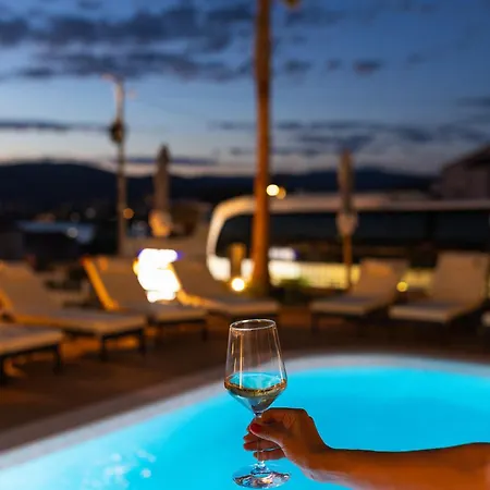 Vagabundo Hotel 4*