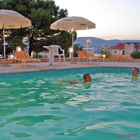 Vagabundo Hotel Trogir