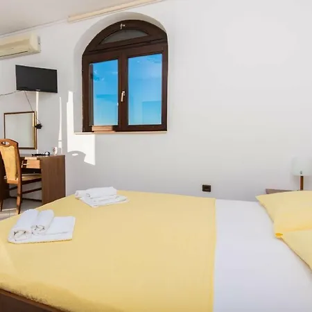 Katarina Apart-hotel Okrug Gornji