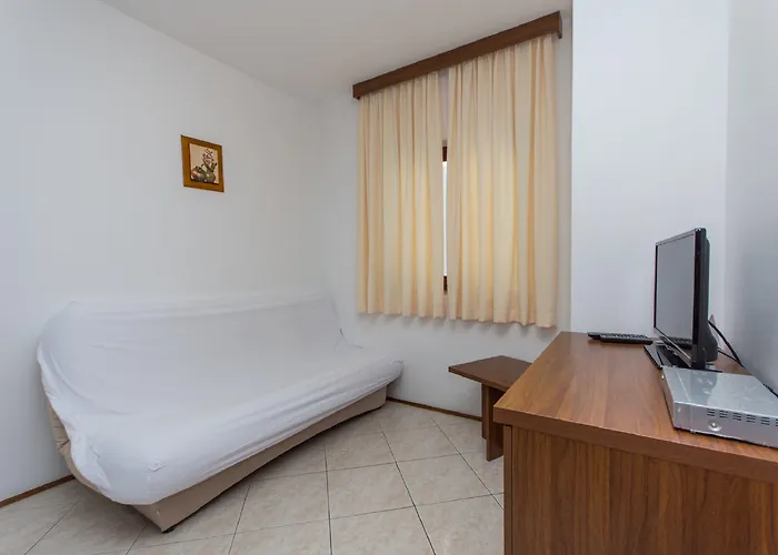 Szálloda Vagabundo - Newly Renovated, 100m From Beach, Pool & Breakfast