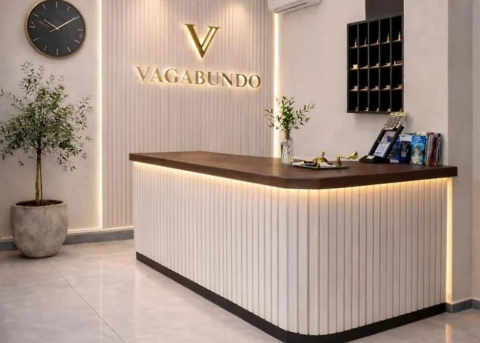 Vagabundo - Newly Renovated, 100m From Beach, Pool & Breakfast 4*