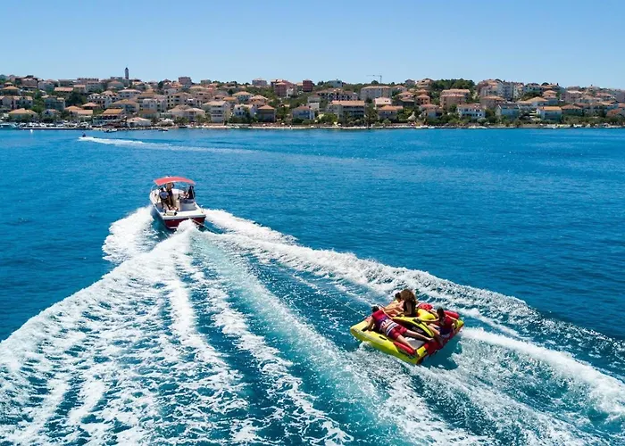 Vagabundo - Newly Renovated, 100m From Beach, Pool & Breakfast 4*