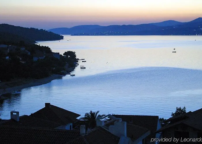 Szálloda Vagabundo - Newly Renovated, 100m From Beach, Pool & Breakfast 4*