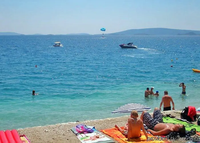 Vagabundo - Newly Renovated, 100m From Beach, Pool & Breakfast Szálloda 4*